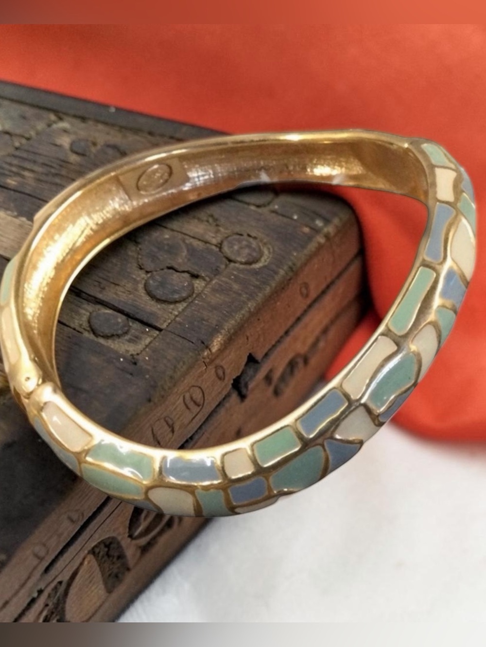 Signed JOAN RIVERS Pastel Blue Green Cream Enamel Wavy Shape Hinged Bracelet